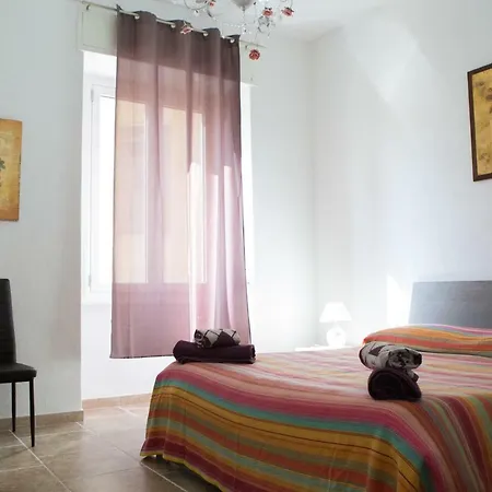 Cozy Chic Apartament Cagliari